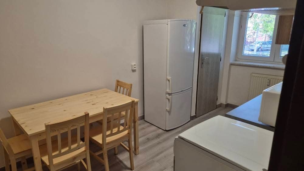 Prenájom bytu-Komárne - 3