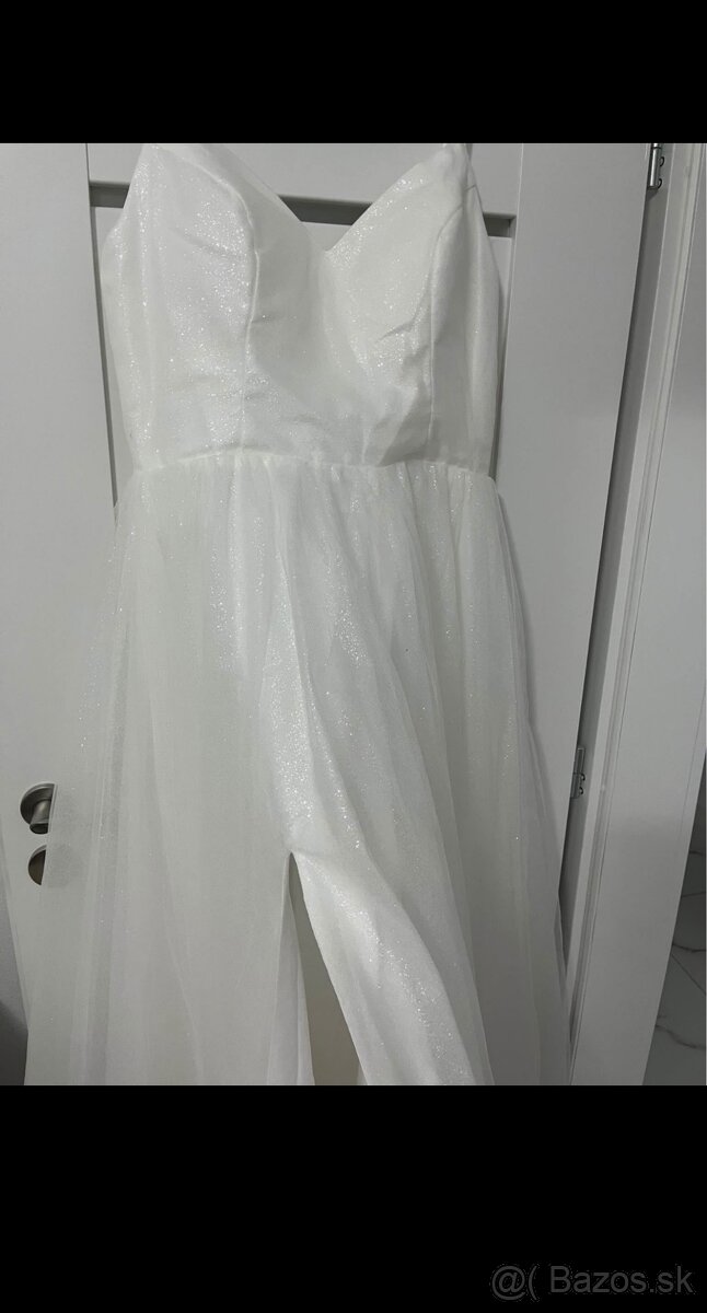 Trblietavé svadobné šaty - 3