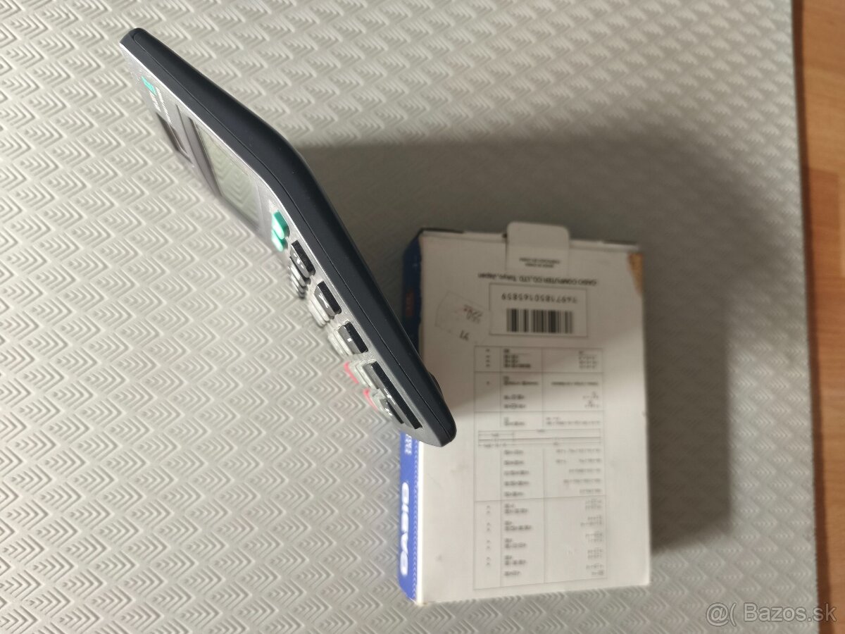 Kalkulačka Casio - 3