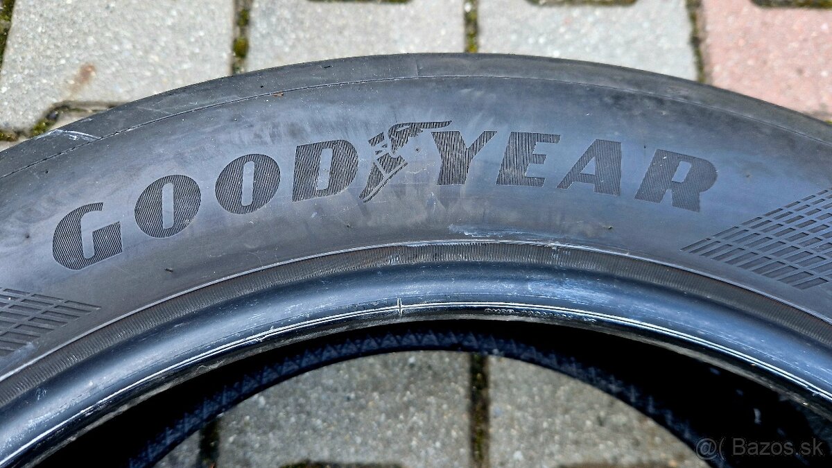 275/45R21 Goodyear Eagle F1 Asymmetric 3 SUV - 3