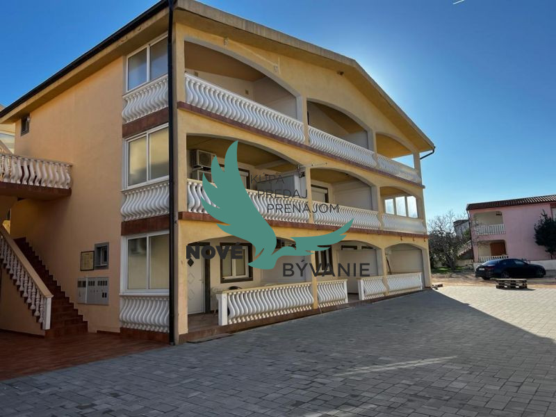 Chorvátsko, ostrov Vir - Na predaj útulný trojizbový apartmá - 3