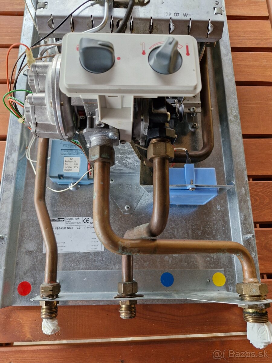 Predám prietokový ohrievač MORA VEGA 10E MAX - 3