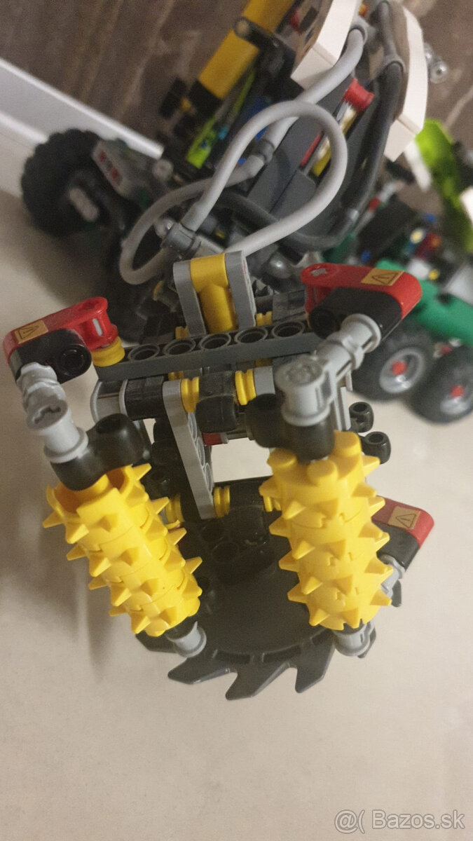 Stavebnica - lesny stroj - 3