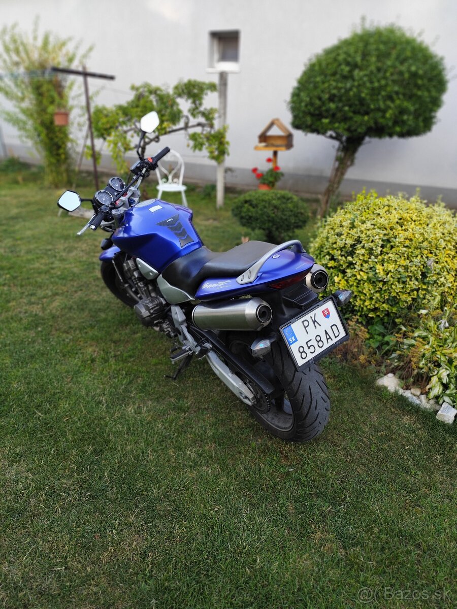 Honda cb 919 hornet - 3