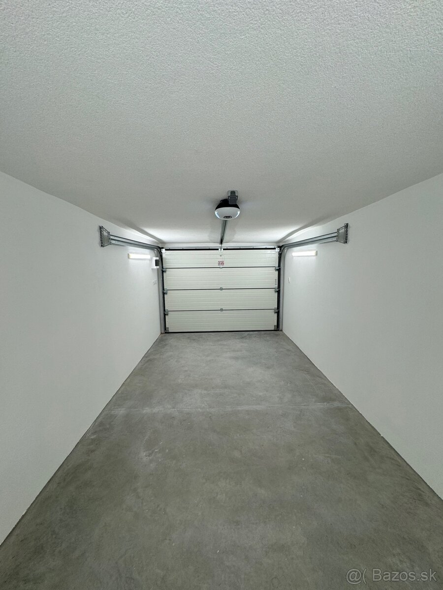 Garáž na predaj KN - 3