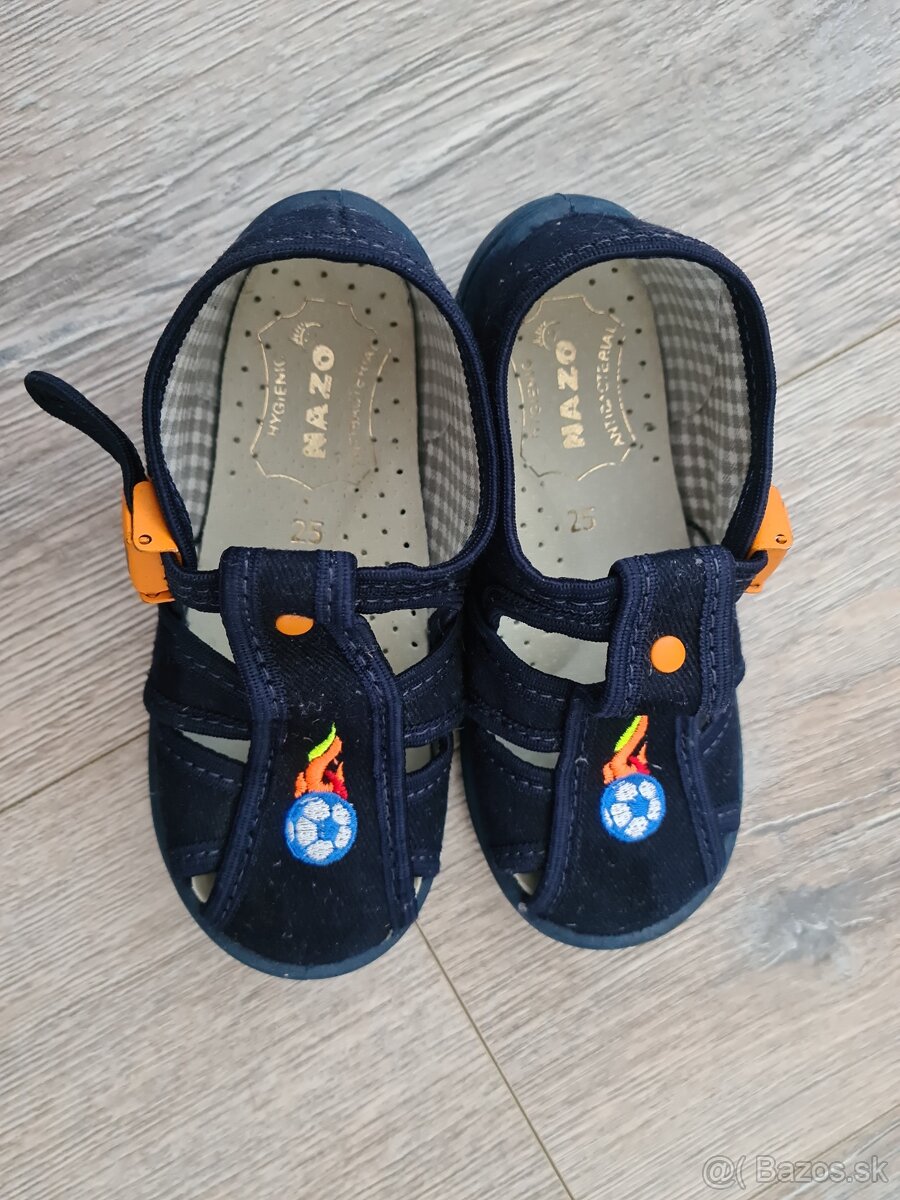 Papucky 25 (exterier/interier) - 3