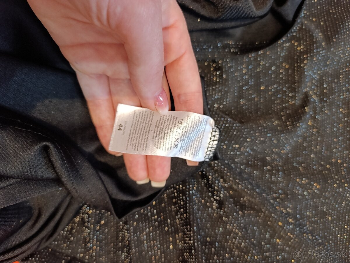 Trblietavé šaty - 3