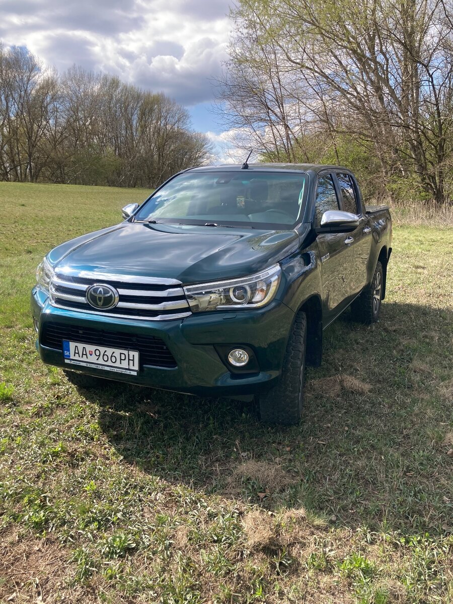 Toyota Hilux 2,4 D