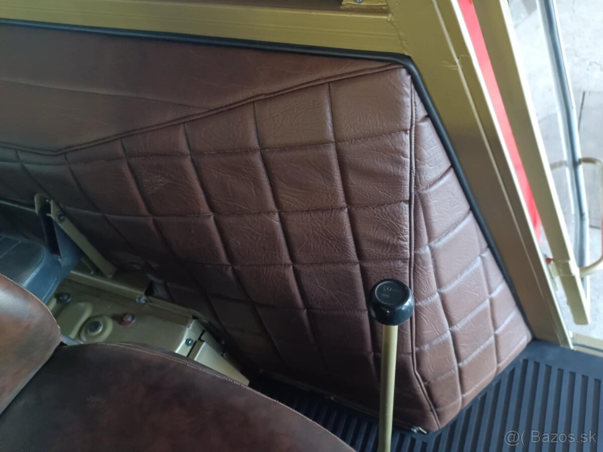 Čalunenie blatnikov na zetor 8011-16145 - 3