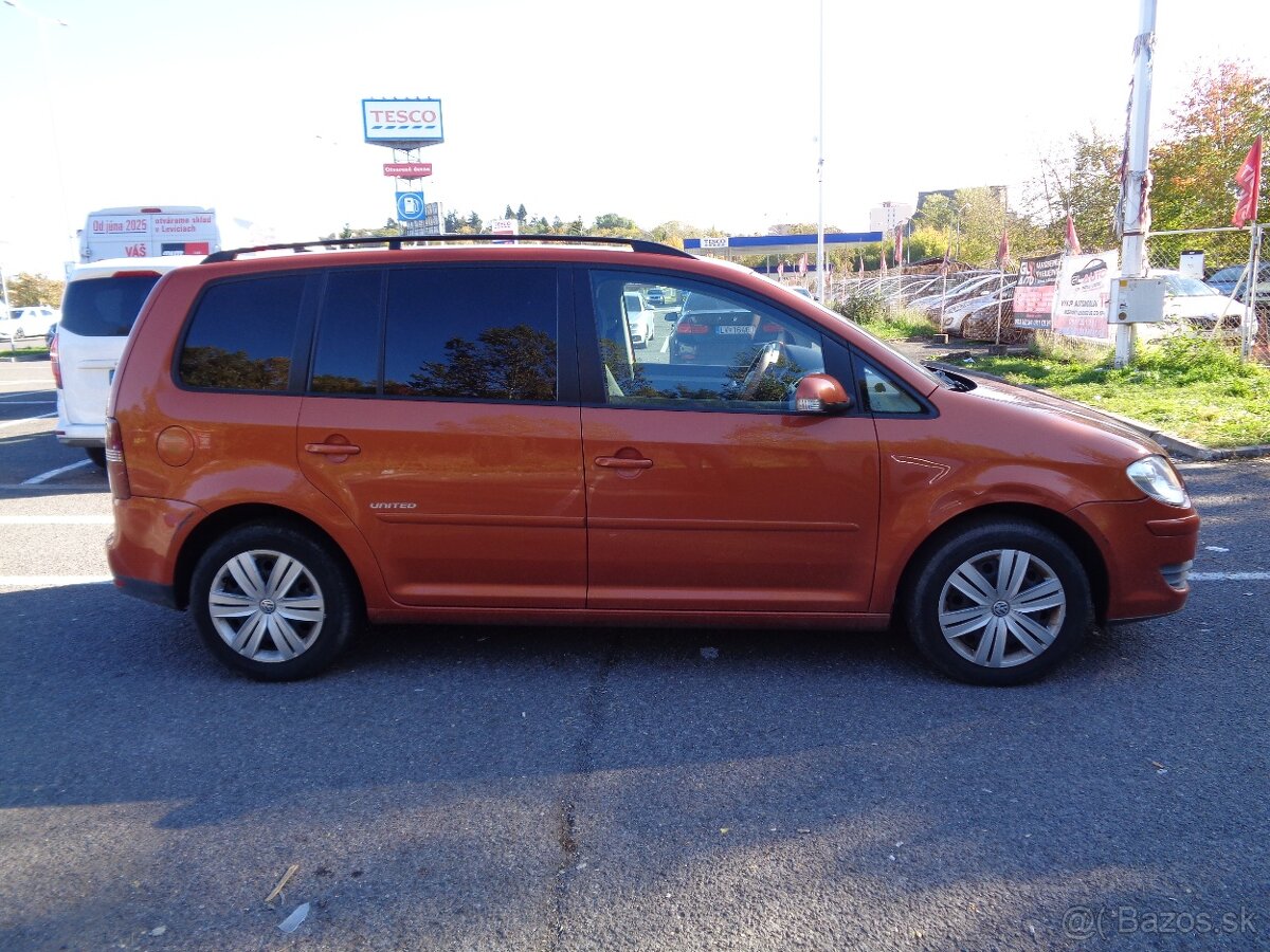 Volkswagen Touran 14.TSI Trend - 3