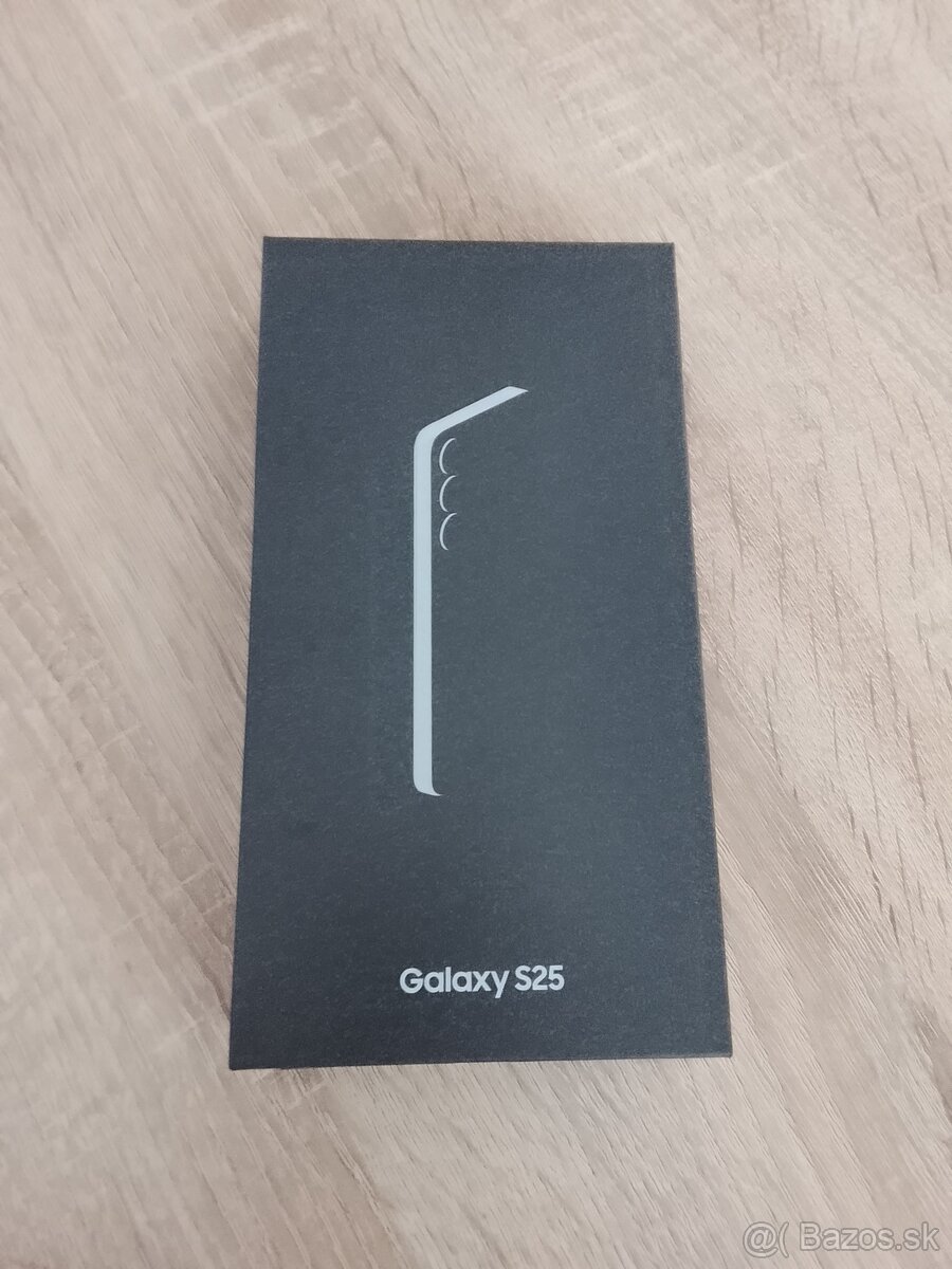 Samsung Galaxy s25 - 3