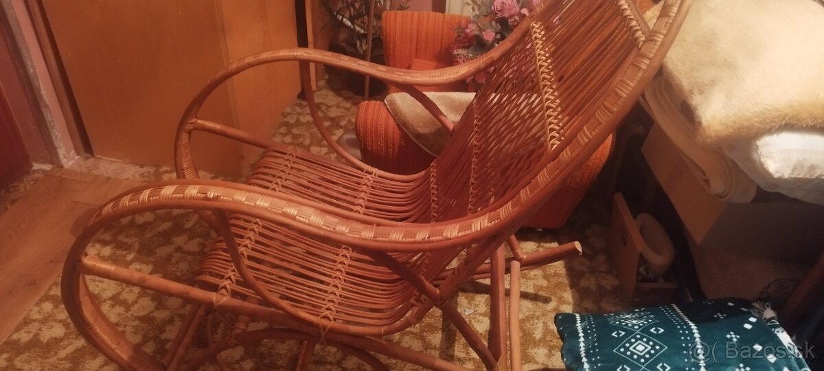 Predám hojdacie kreslo - 3