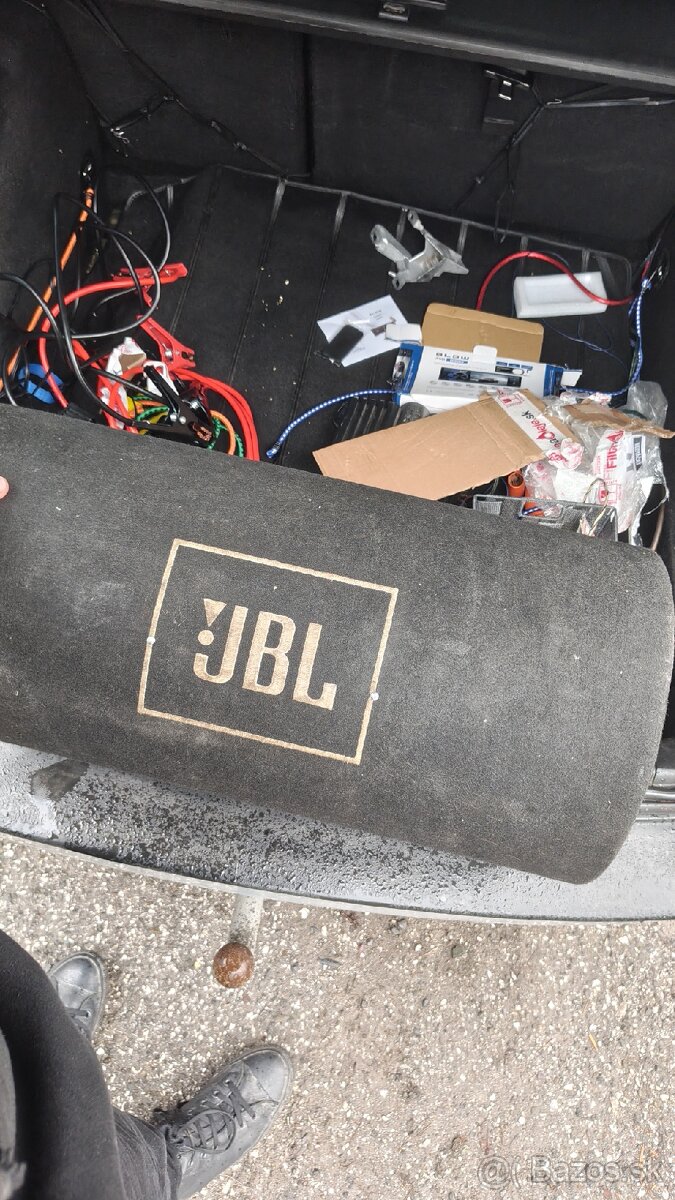 Subwoofer JBL do auta+Zosilňovač - 3