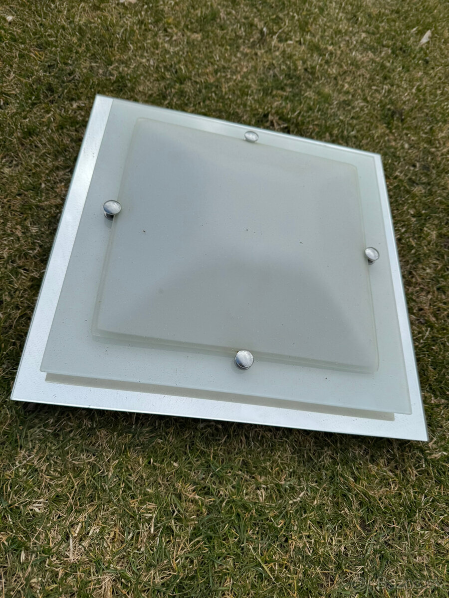 P: rôzne svietidlá - 3