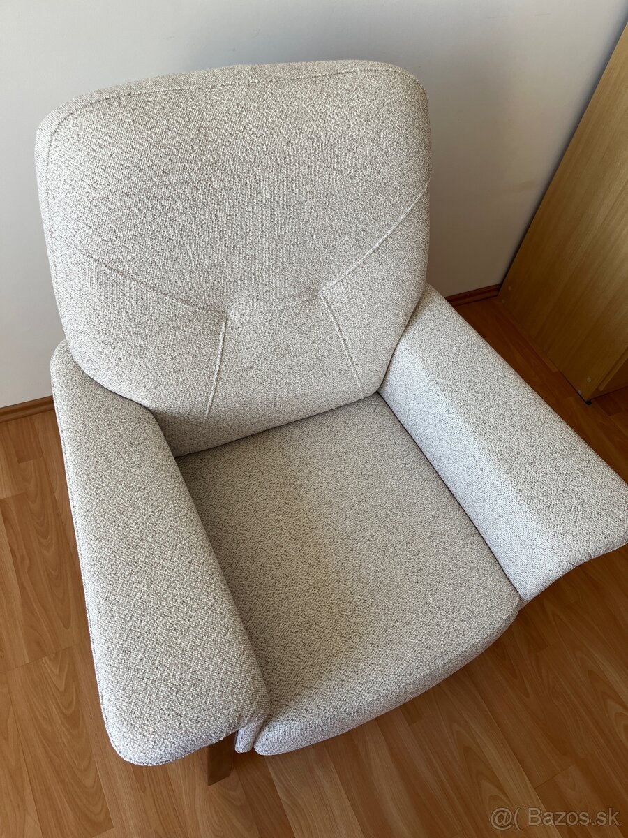 Kreslo - 3