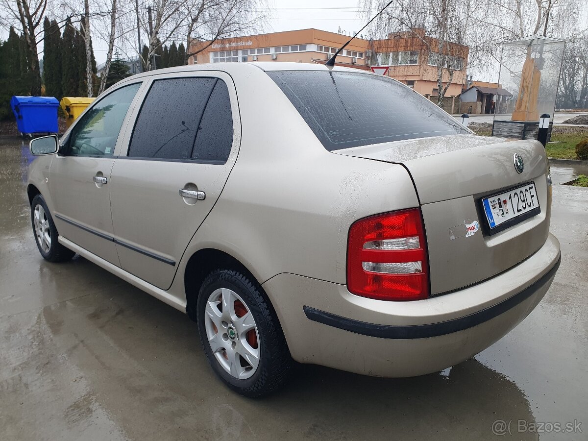 Škoda Fabia 1.2 47 KW M5 sedan - 3