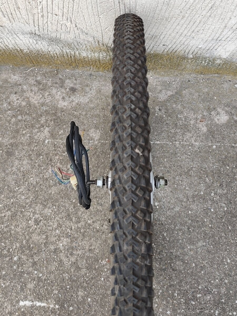 Koleso s motorom - 3