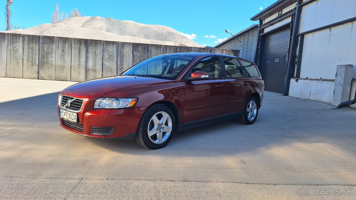 Volvo V 50 - 3
