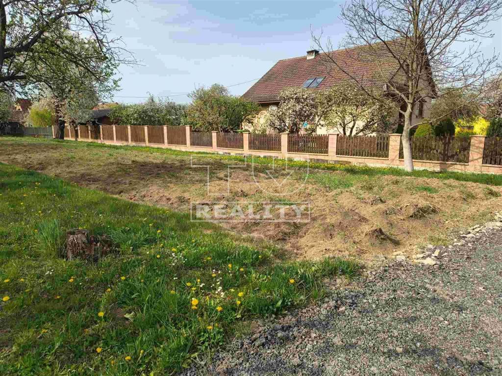 Stavebný pozemok v centre Beluše – 1116 m2 pre váš domov... - 3