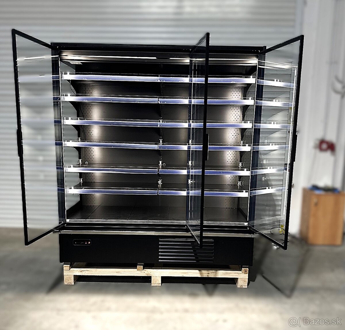 Prístenná vitrína IM 2m - 3