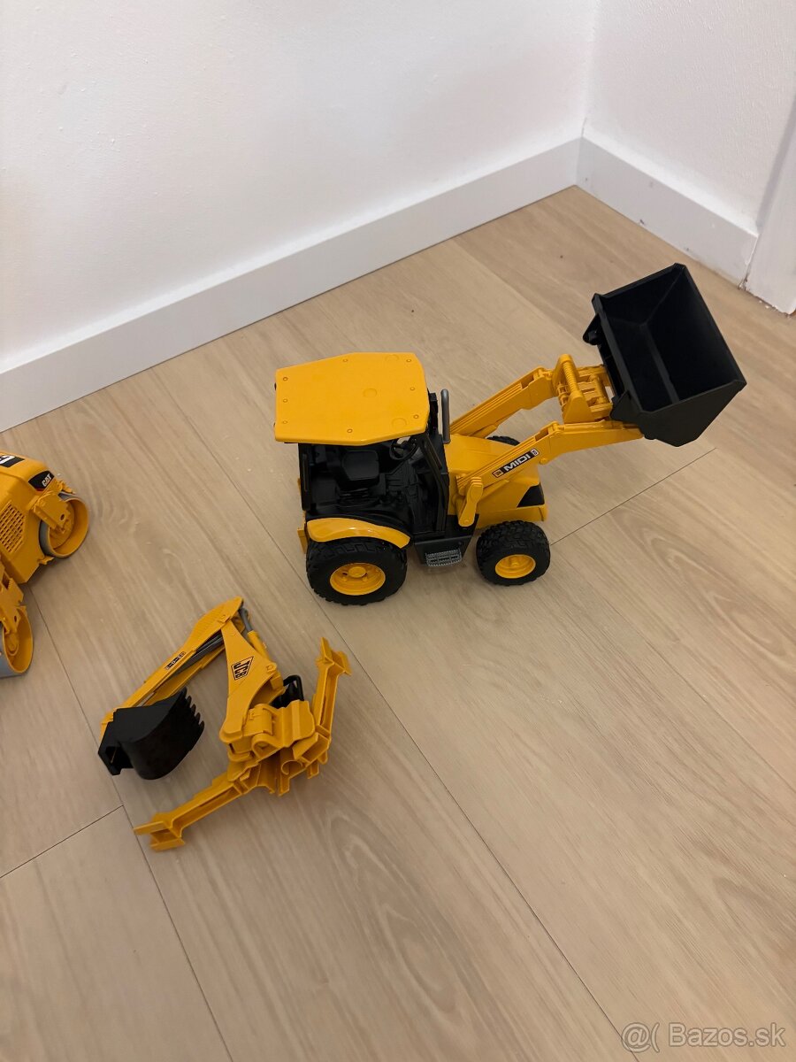 2 kusy Bruder báger/nakladač a cestný valec - 3