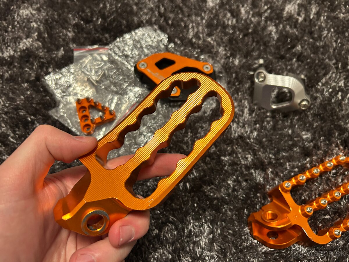 Ktm 1X90 ADV cnc diely, stupacky set - 3