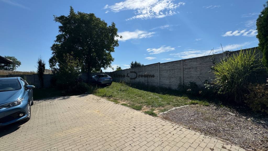 NA PREDAJ Radový rodinný dom v obci Malý Lapáš - 3