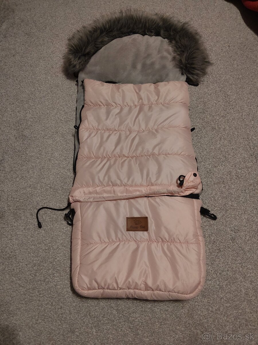 Predam náš zachovalí kočík Invictus V-plus. Je to trojkombi - 3