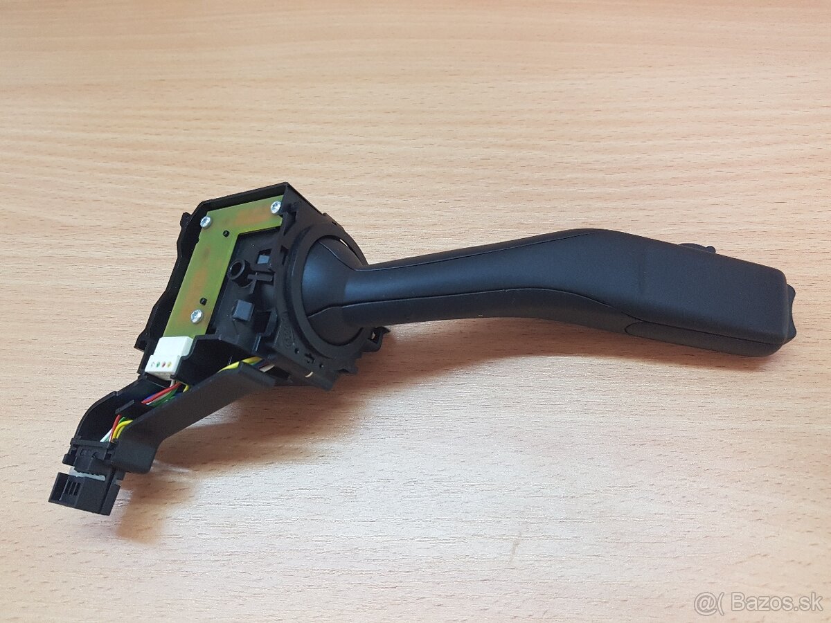 Predám ľavú tempomatovú páčku 1K0953513G - 3