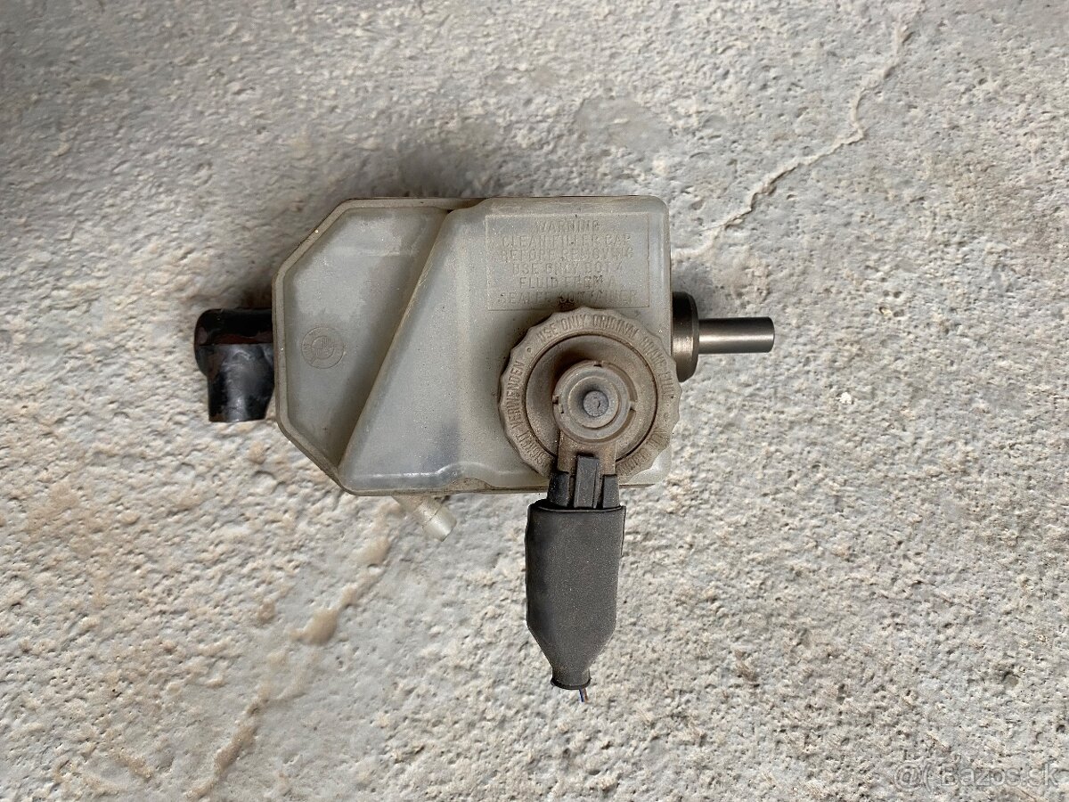 Bmw e30 hlavný brzdový valec - 3