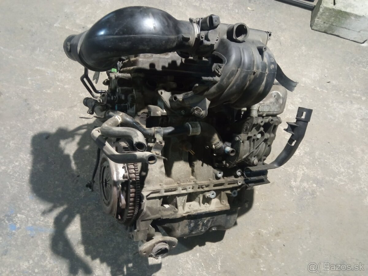Motor Peugeot 206 1.4 beznín - 3