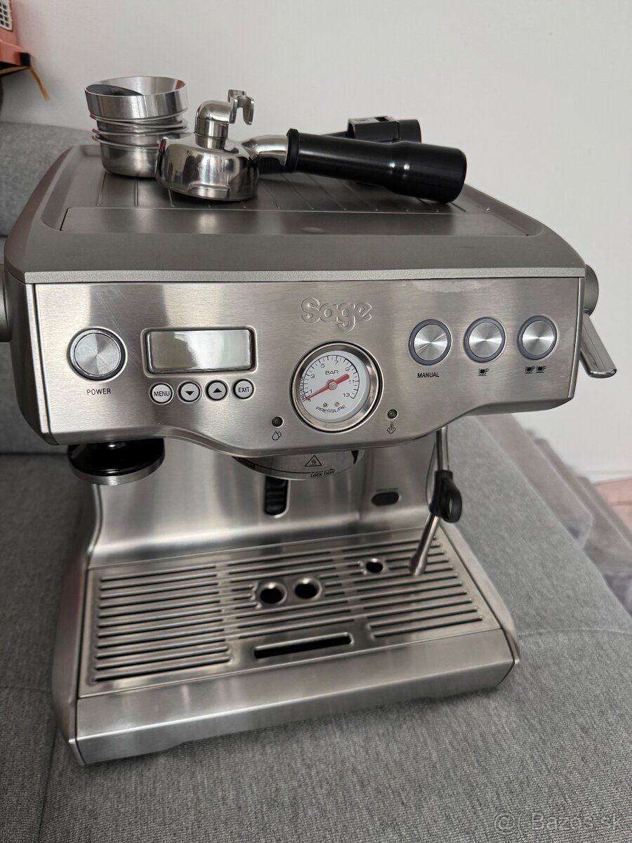 Sage dual boiler BES920 - 3