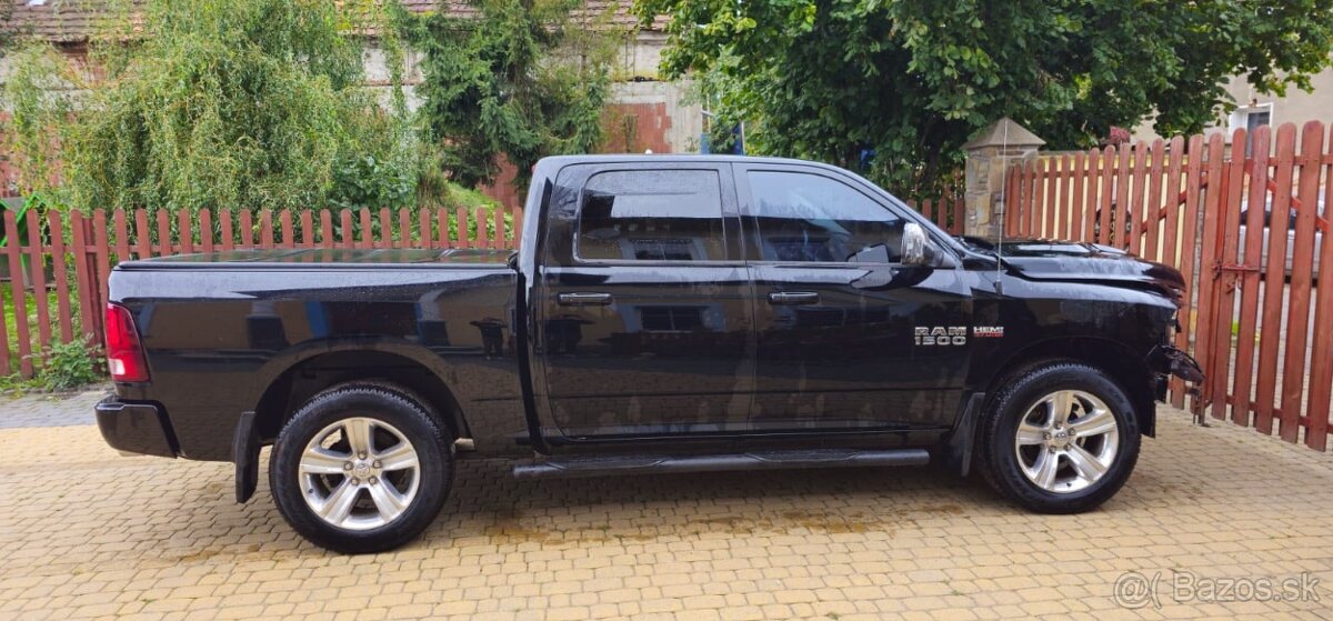 Dodge Ram 1500 Sport 2014 5.7 hemi 4x4