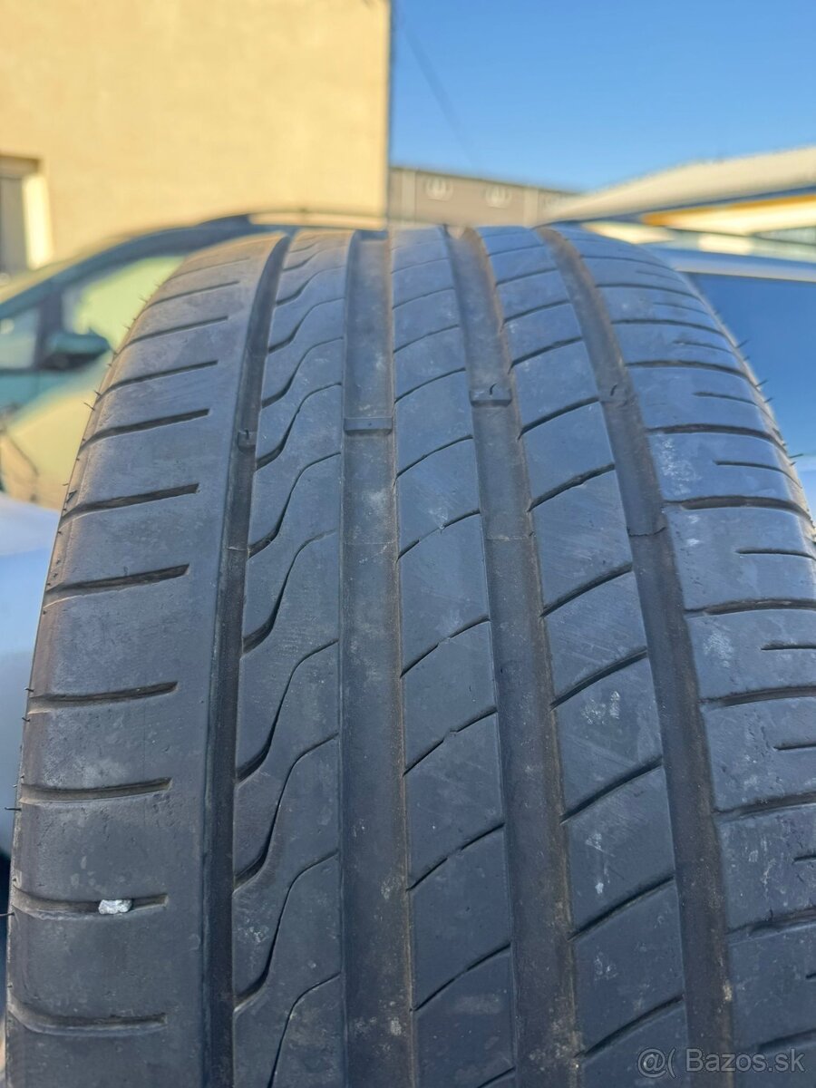 pneumatiky 245/40 R18 - 3
