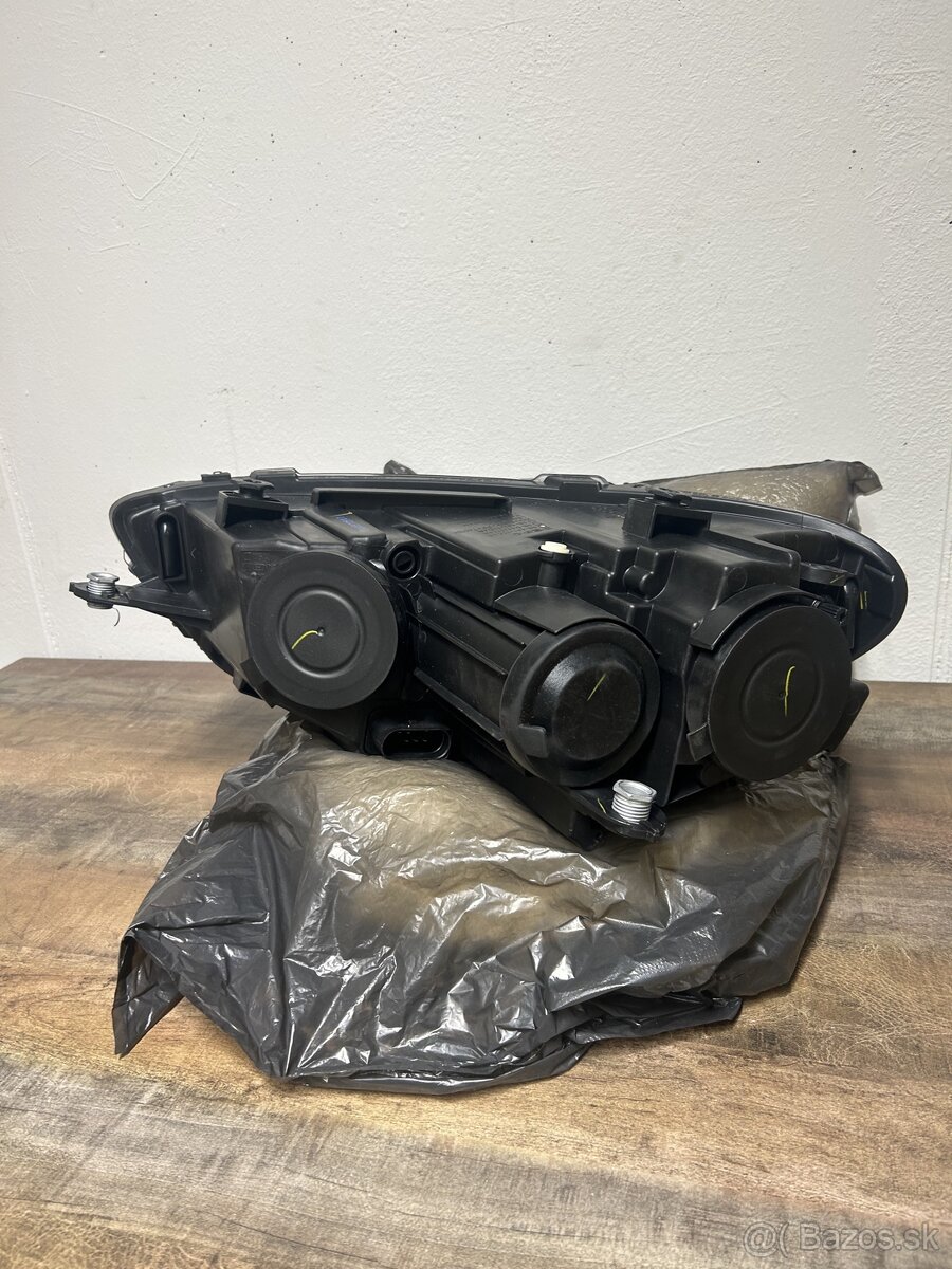 Pravý predný svetlomet Volkswagen Scirocco 2008-2018 - 3