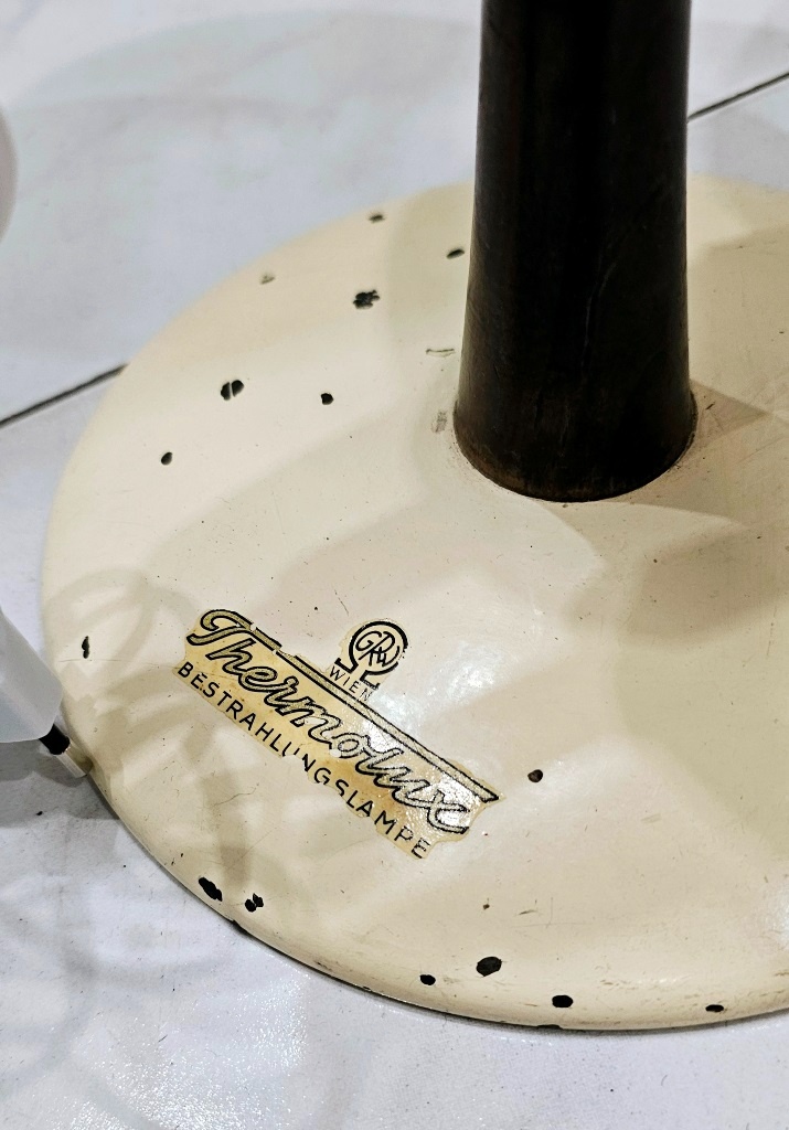 Industriálna biela lampa - 3