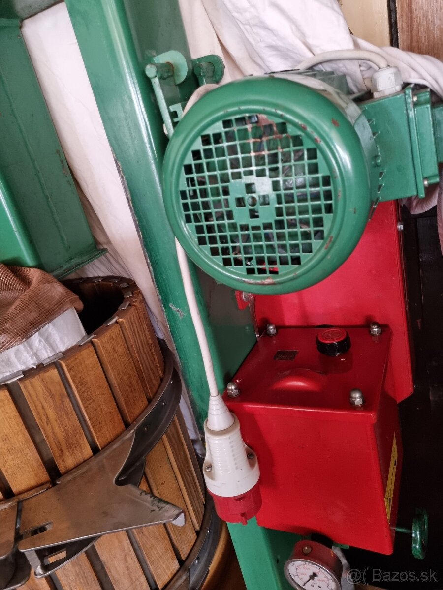 Hydraulicky lis na hrozno,ovocie,zeleninu - 3