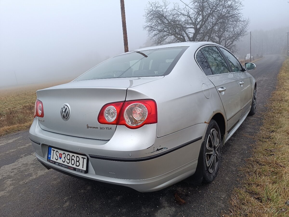 VOLKSWAGEN PASSAT B6 - 3