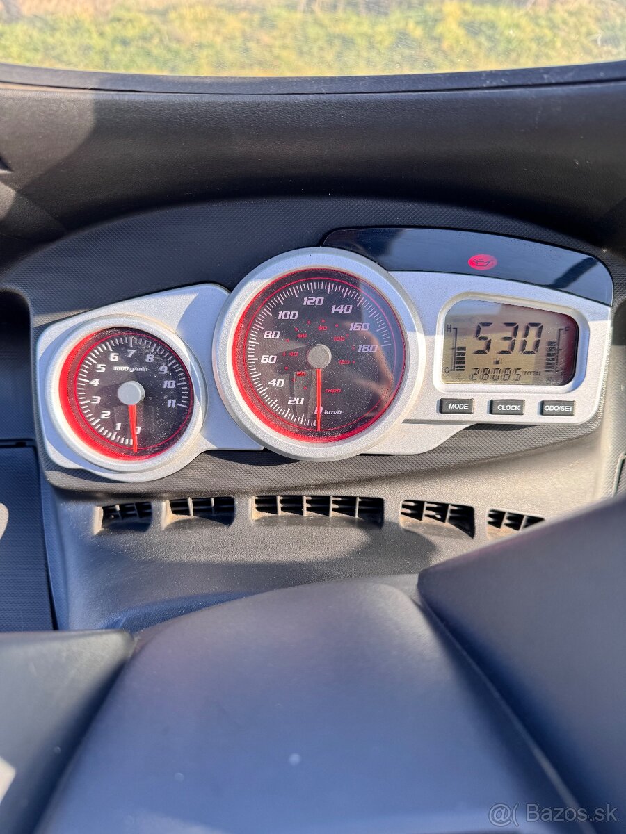 Aprilia 125 SR Max - 3