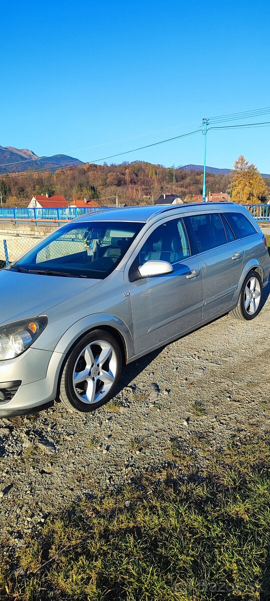 Opel Astra SW 2005 - 3