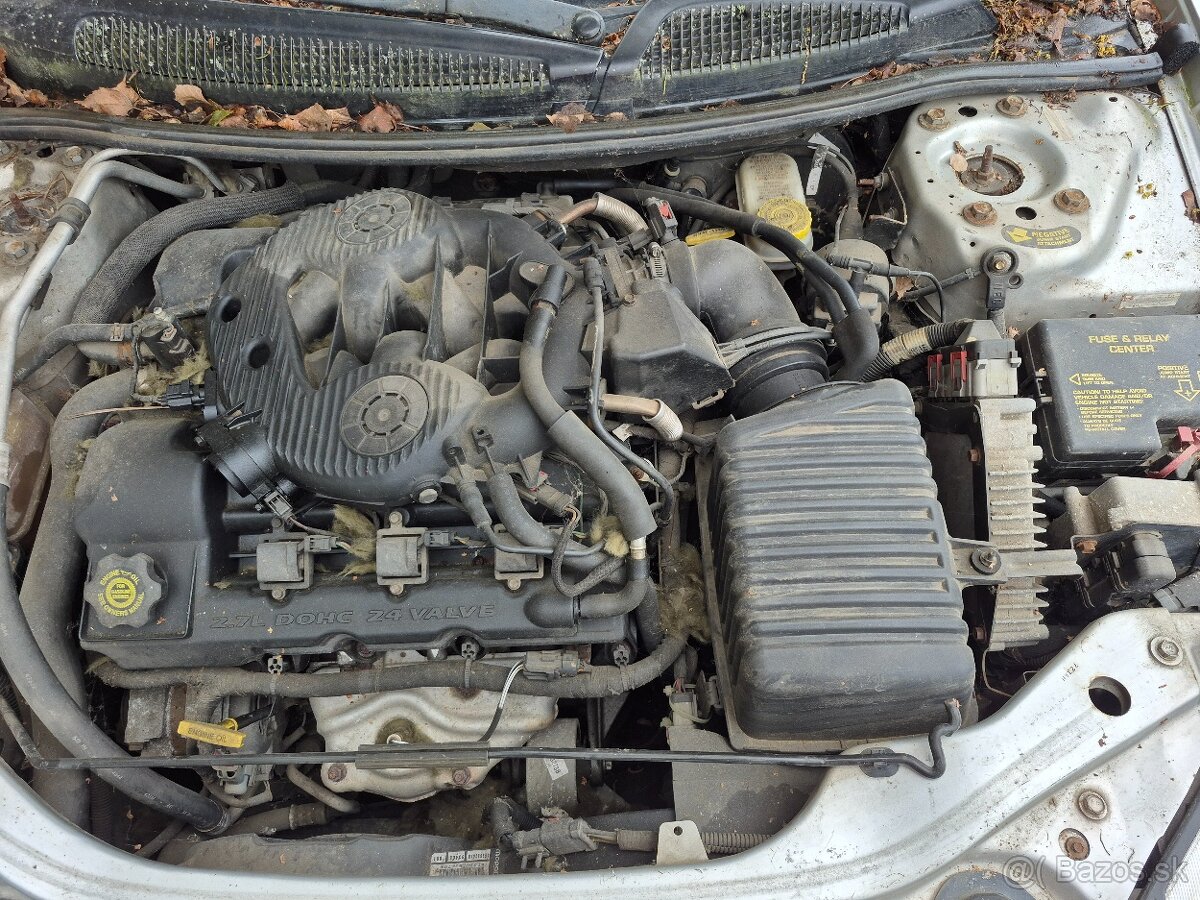 Chrysler Sebring 2.7 V6 rok 2005 automat - 3