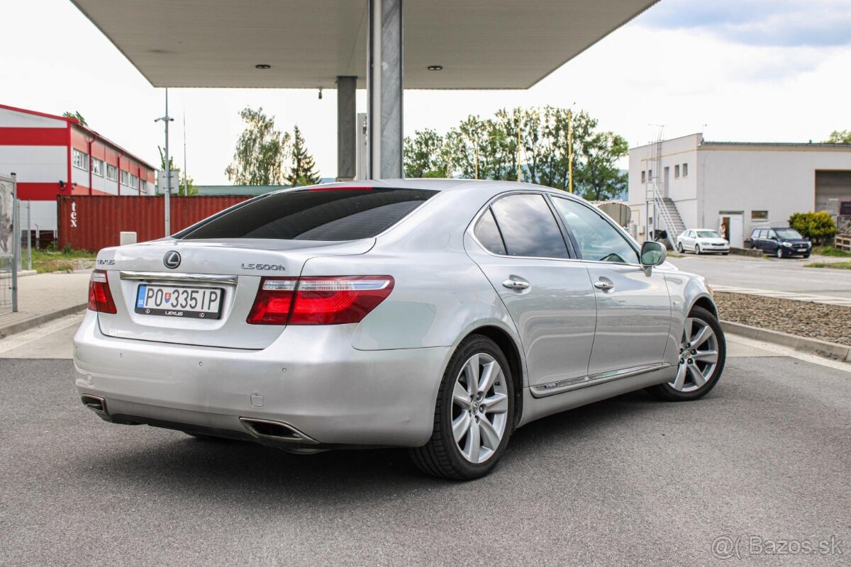 Lexus LS 600h 5.0 V8 Hybrid - 3