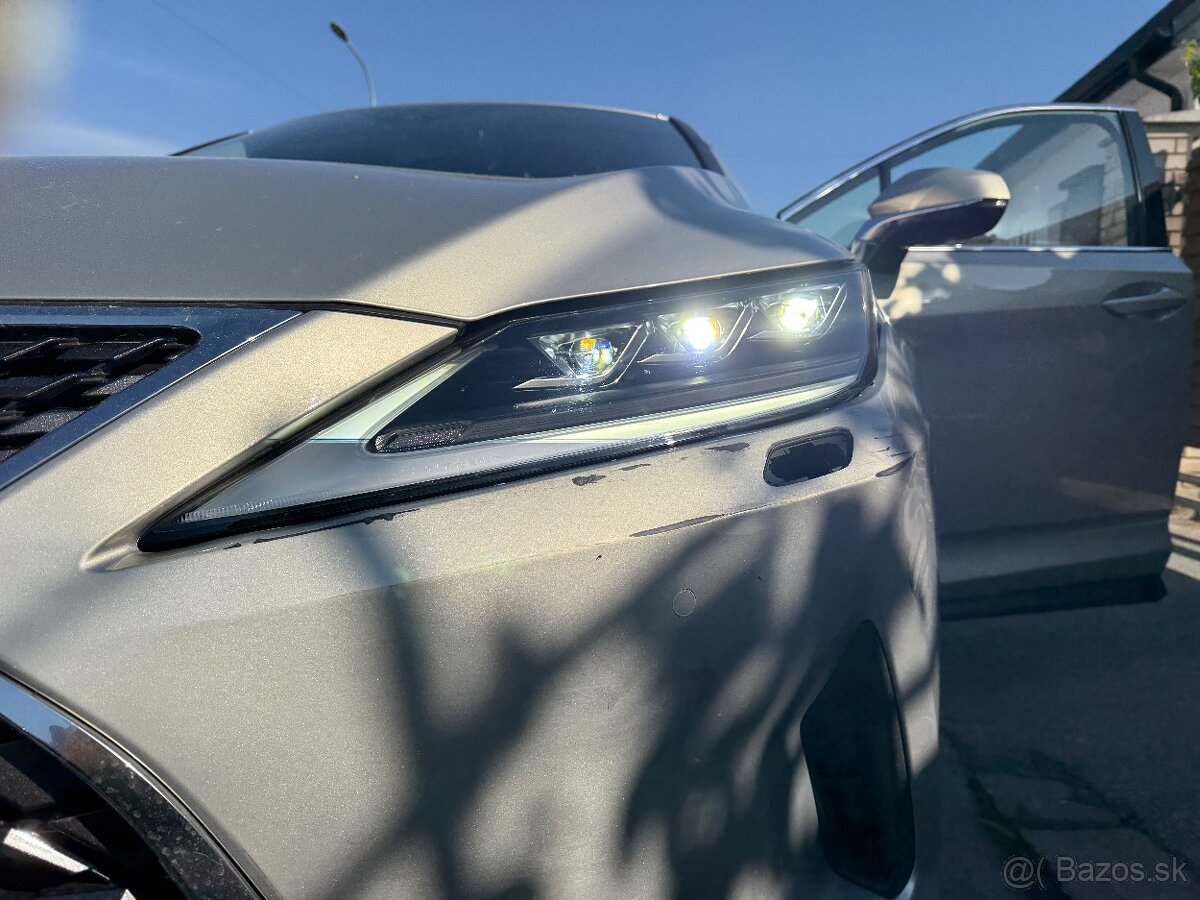 svetlomet lexus - 3
