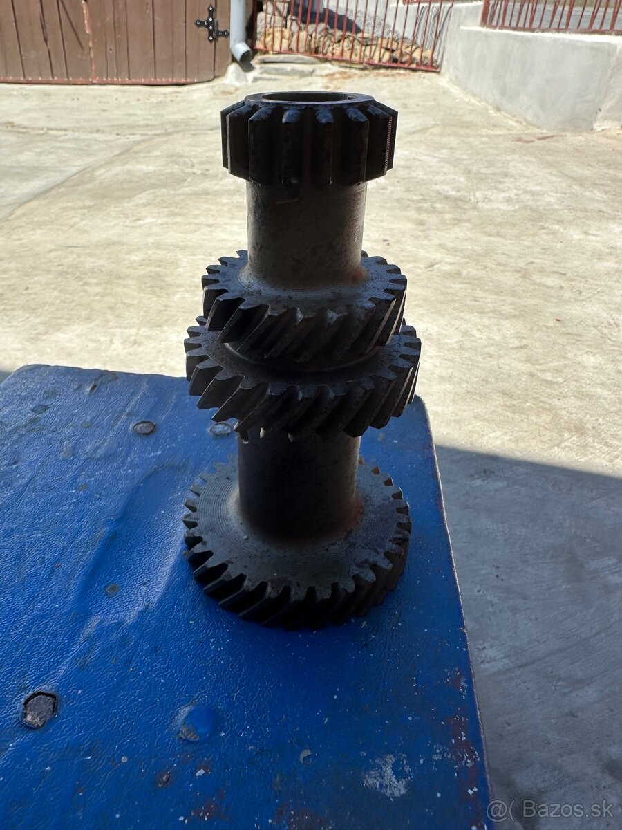 Stromček do prevodovej skrine škoda 1203 - 3