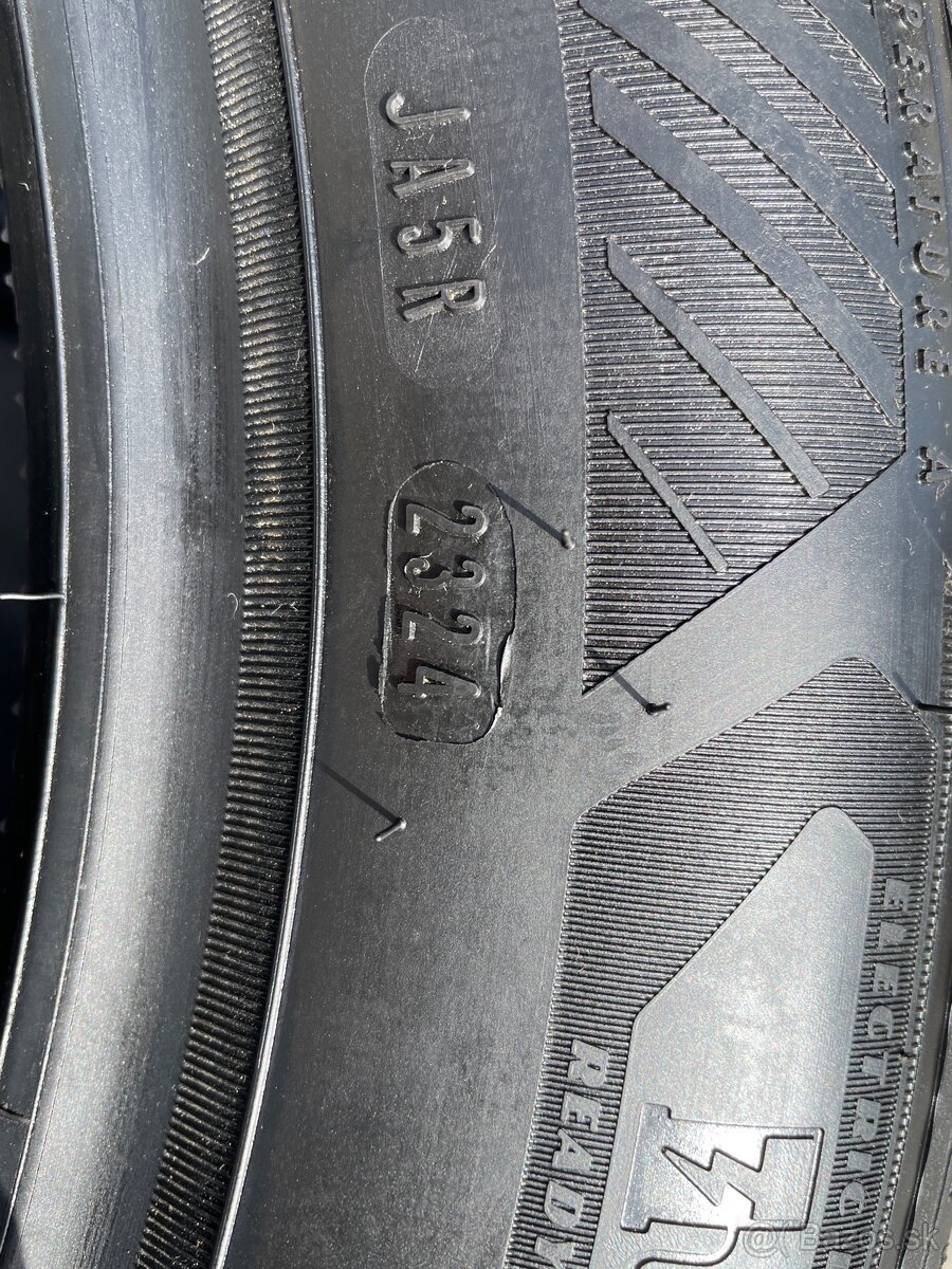 Letne Demo Goodyear 195/60R18 96H DOT 2424,339 - 3