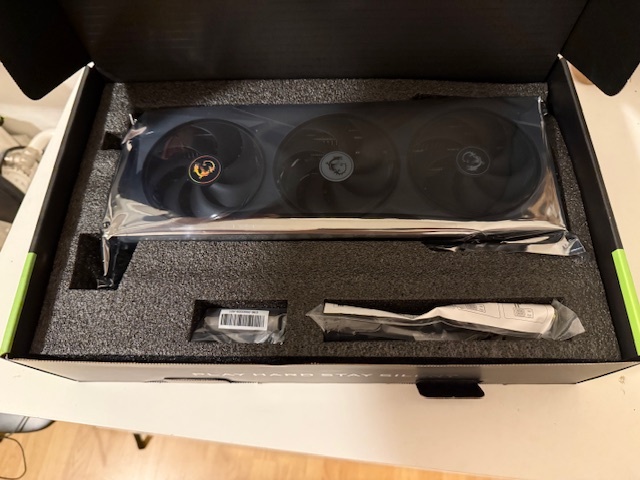 MSI GeForce RTX 5080 16G GAMING TRIO OC v záruke 36mesiacou. - 3