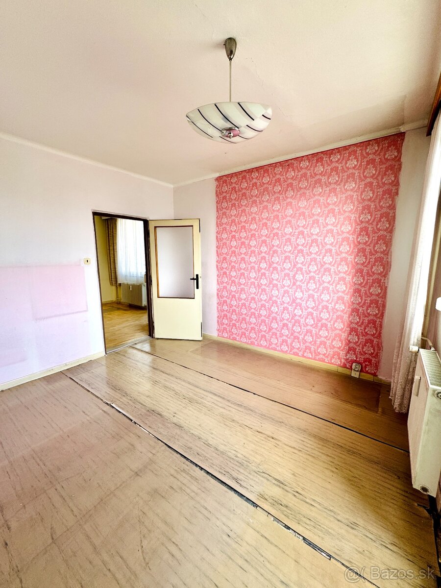 2- IZBOVÝ BYT - STREĎANSKÁ - 3