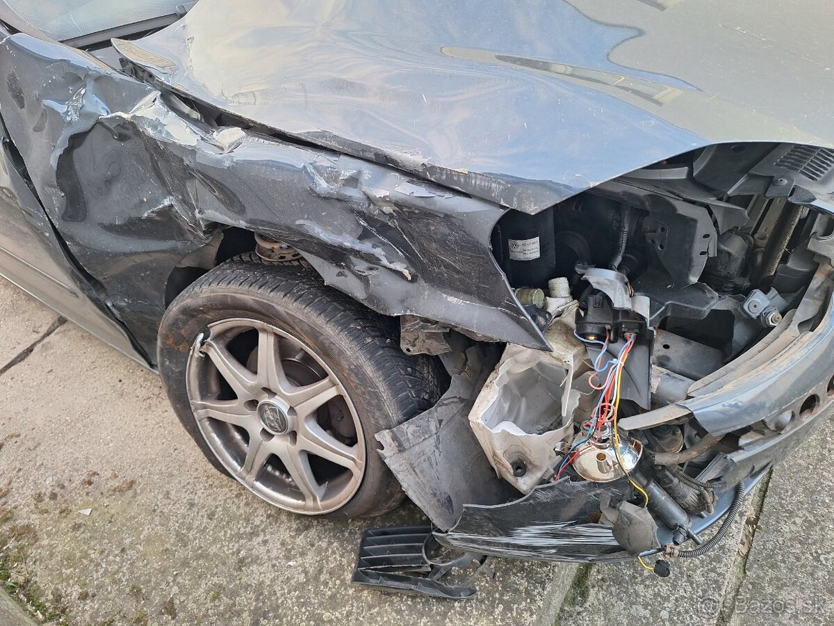 VW Golf 5 1.9 tdi - 3
