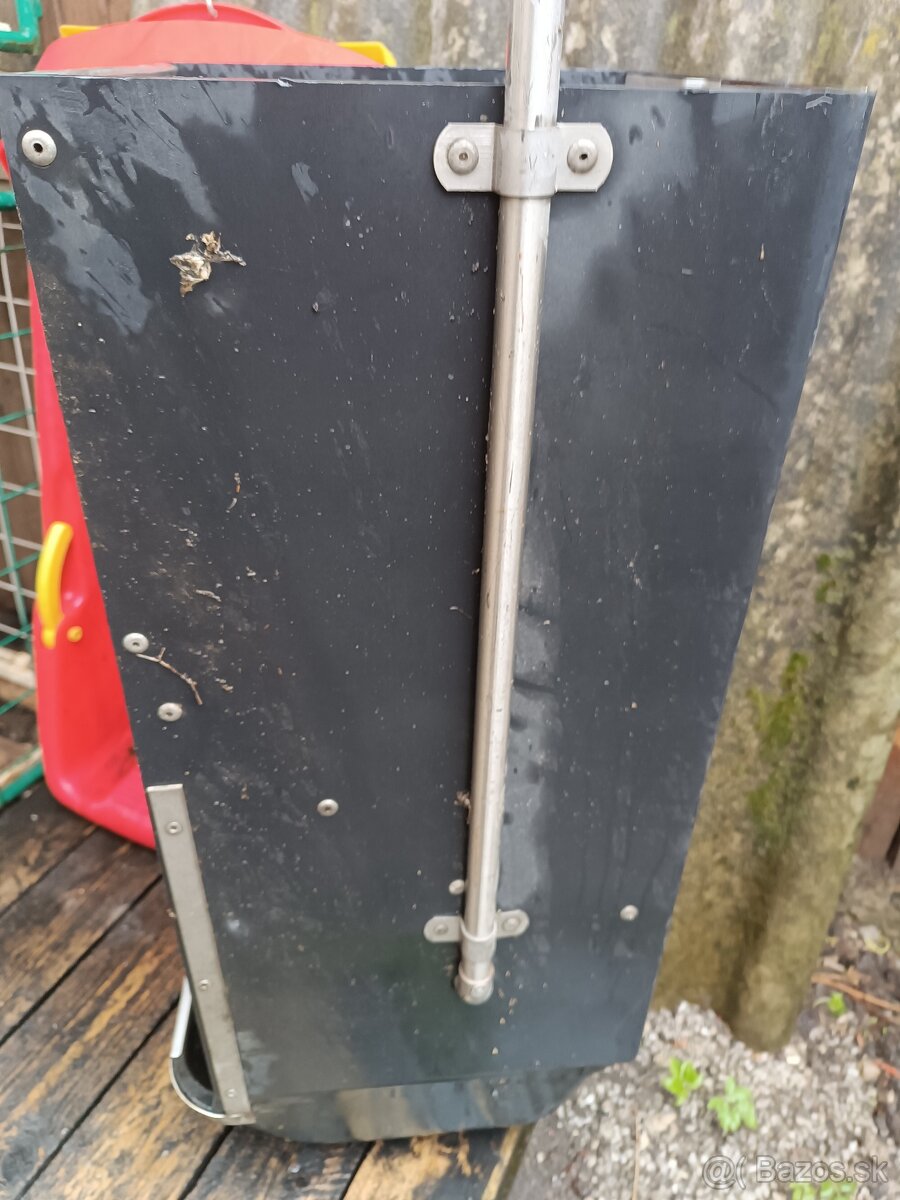 Predám kŕmny automat - 3