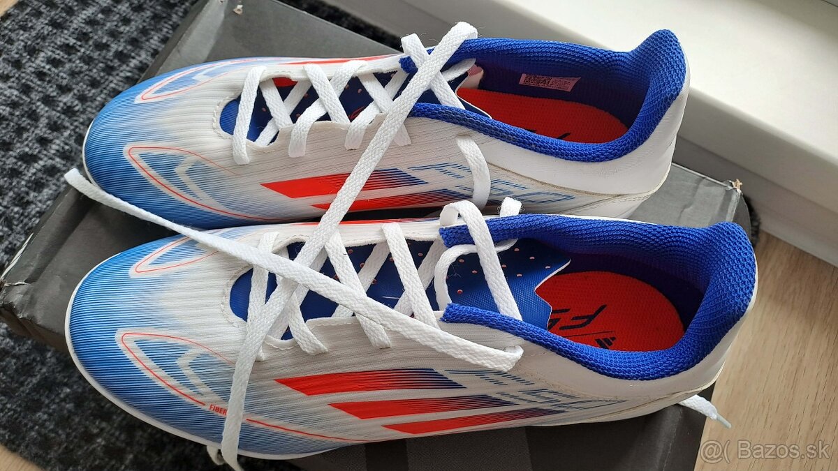 Turfy Adidas 41 - 3